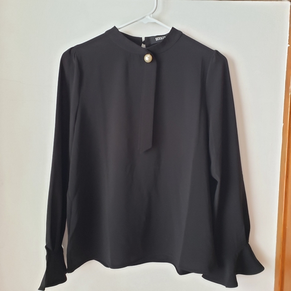 Blouse with Pearl Detail - Picture 2 of 14